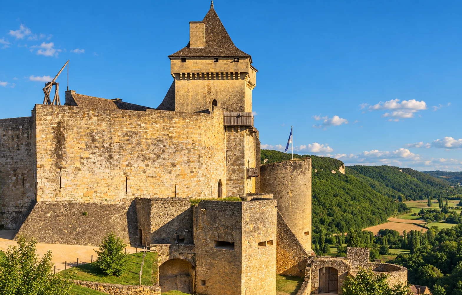 Château de Castelnaud above the Dordogne valley